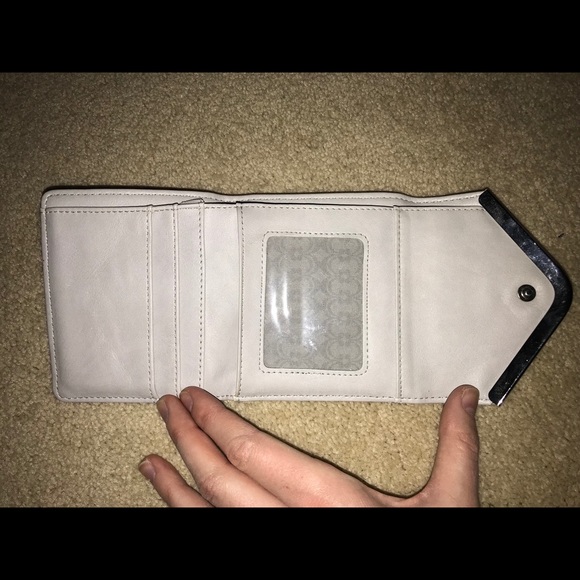 Compact wallet - Picture 3 of 5
